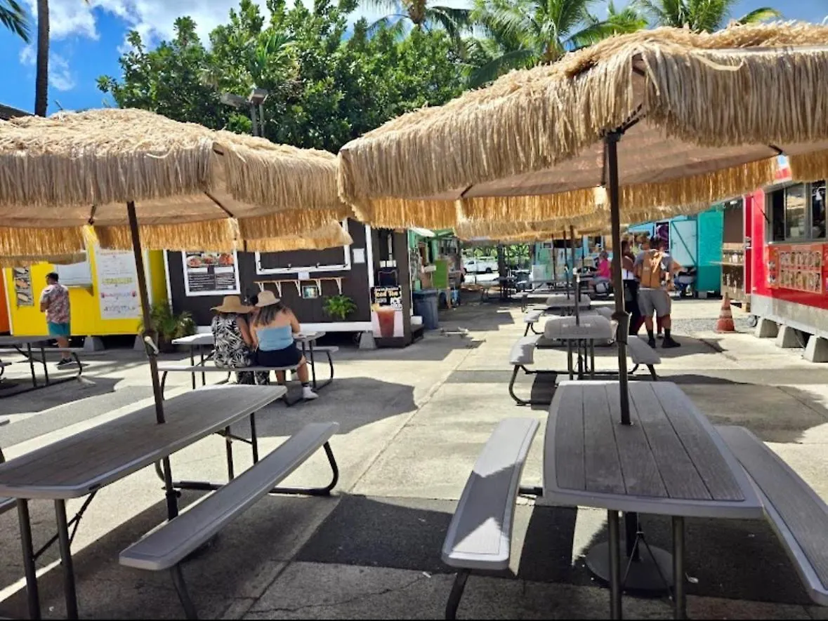 Hawaiian Monarch Ocean & Canal View - Newly Renovated - Waikiki Studio ホノルル 0*,