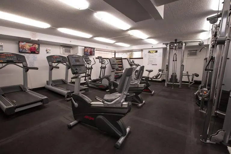 Hawaiian Monarch Ocean & Canal View - Newly Renovated - Waikiki Studio ホノルル アパート